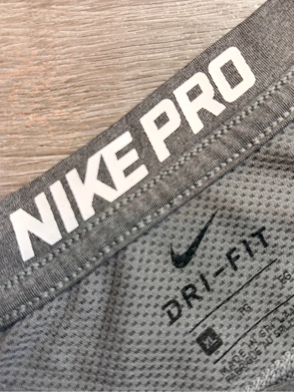 Nike boys gray dri-fit shirt